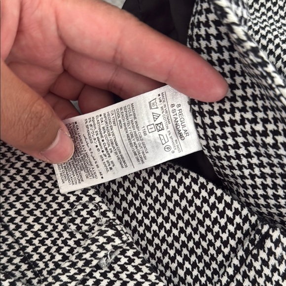 Old Navy Black and White Houndstooth Women Jeans - Picture 4 of 4